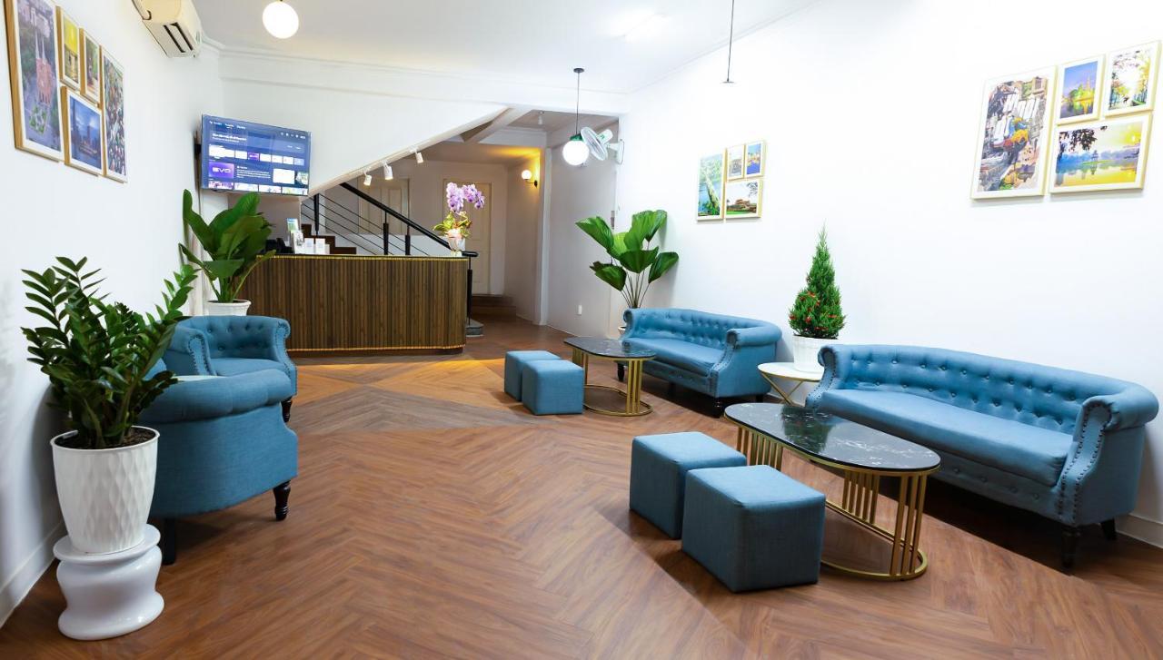 Covent Garden Hotel Хошимин Экстерьер фото